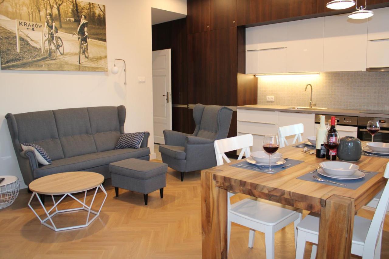 Dominican Square By Hashtag Apartments คราคูฟ ภายนอก รูปภาพ